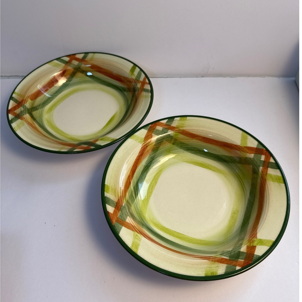 2 Vintage Vernonware Tam O'Shanter 7" Round Vegetable Bowls Poppytail Metlox 50s